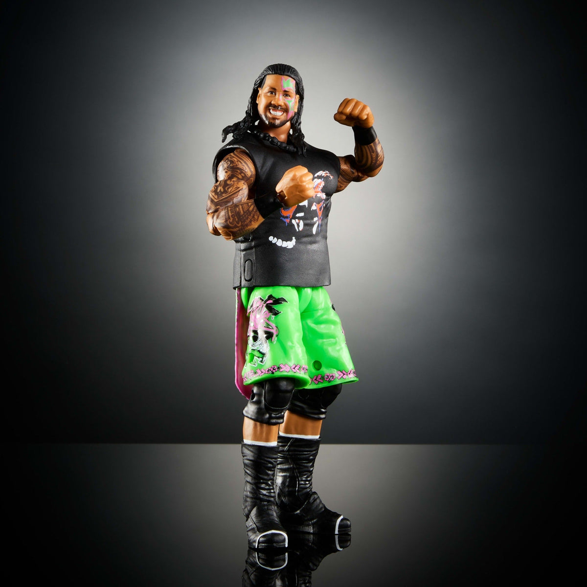 WWE Figura de Acción Elite Jey Uso verde