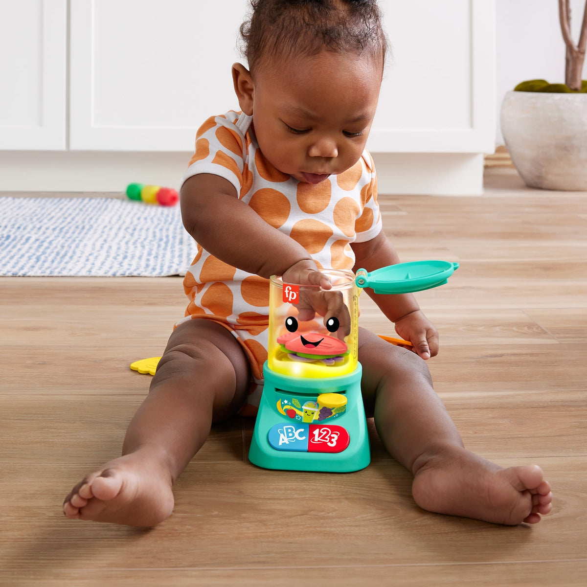 Fisher-Price Rires et Éveil Mélangeur à Boissons Chiffres et Couleurs