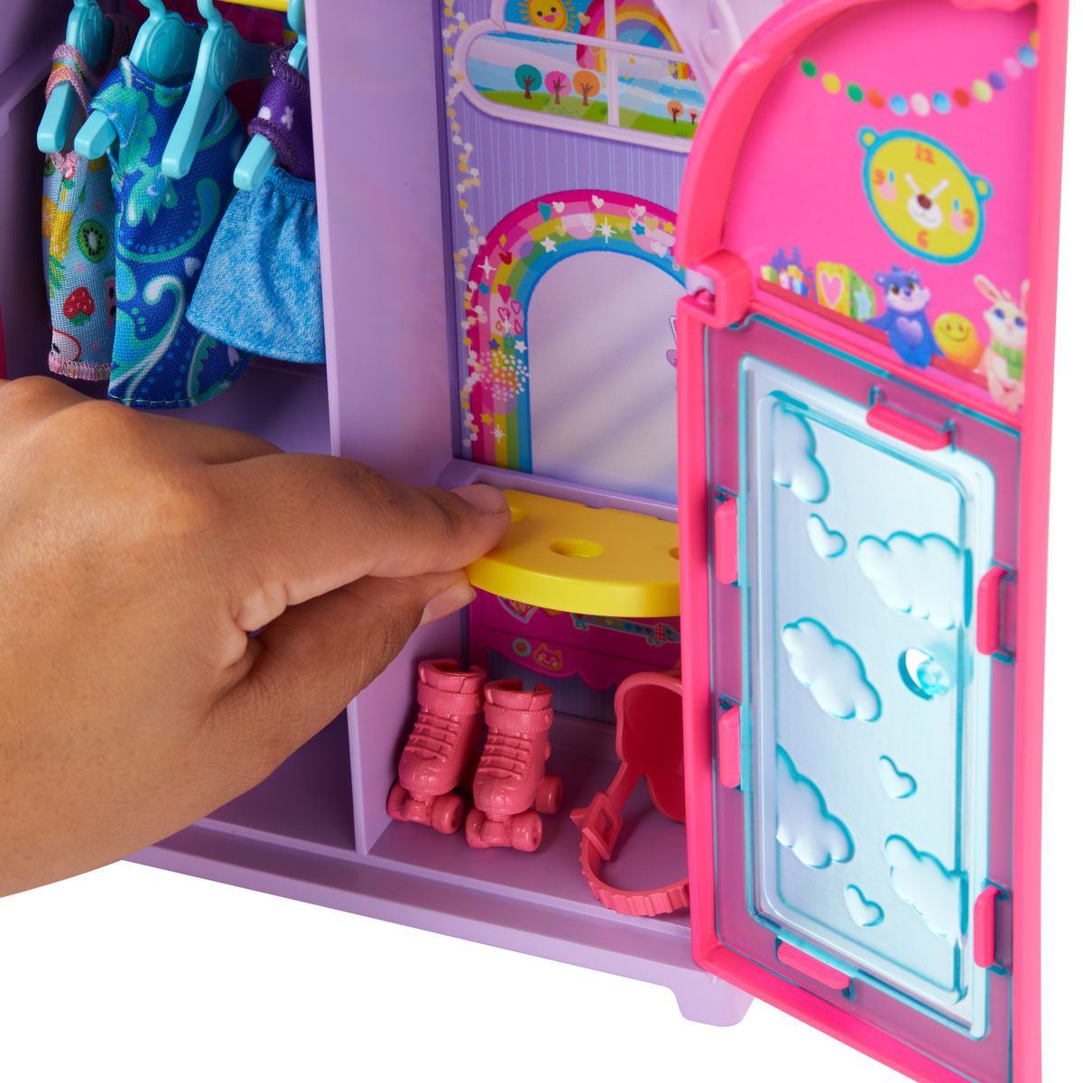 Barbie Chelsea Doll & Closet Toy Playset With CloThes & Accessories