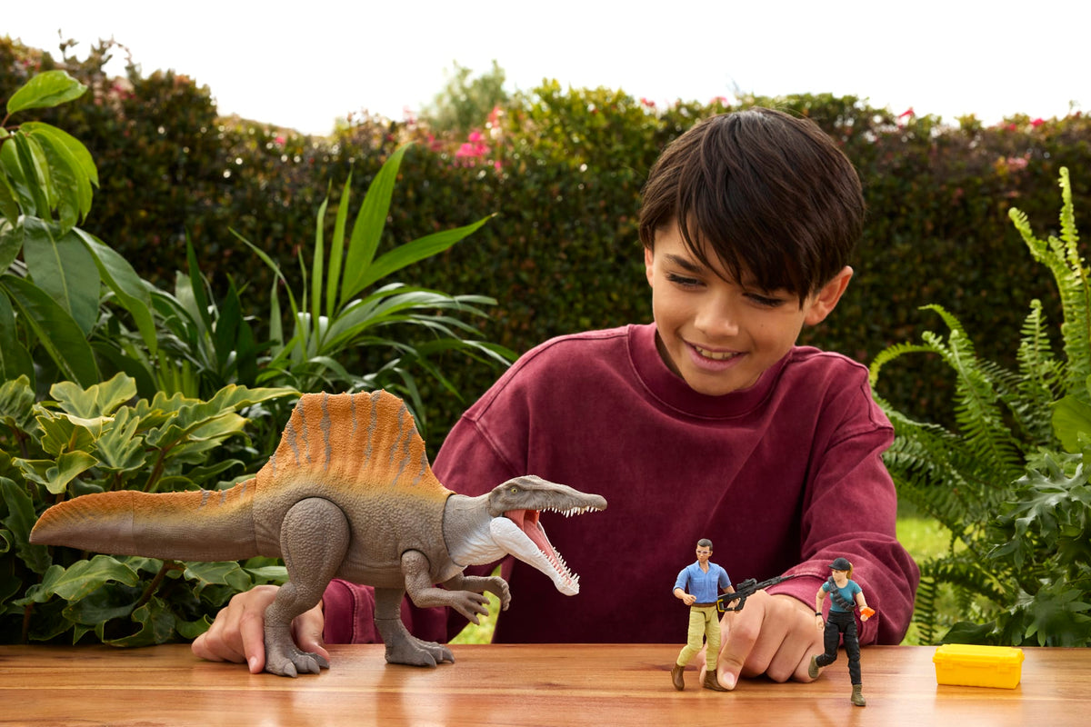 Jurassic World Rebirth Storypack With Exclusive Spinosaurus, 2 Human Figures & Accessories