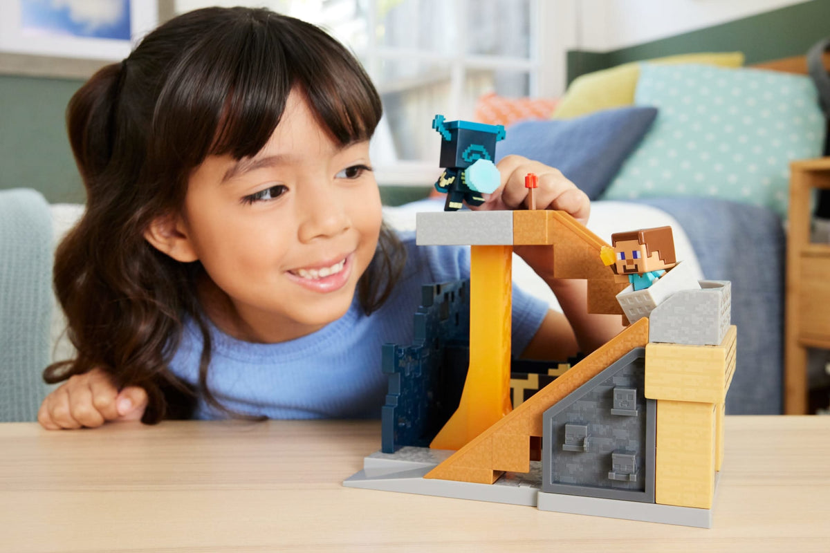 Minecraft Mini Mode Rise Of The Warden Playset, 2 Minis, Steve & Warden Figures & Dlc Code